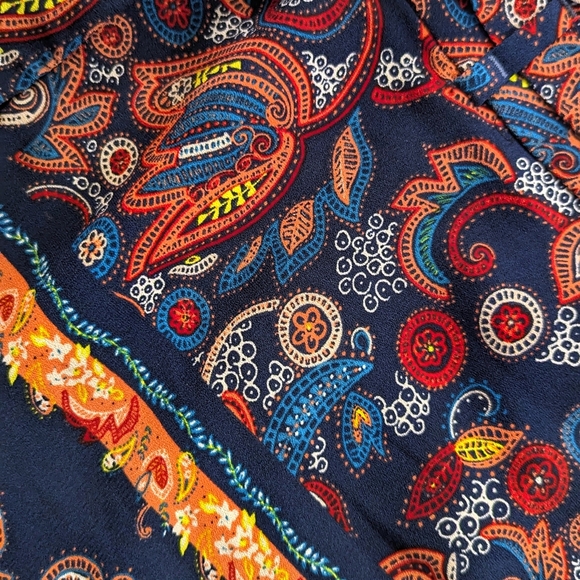 Ann Taylor LOFT Boho Paisley Patterned Belted Bow Tie Shorts - Picture 7 of 8